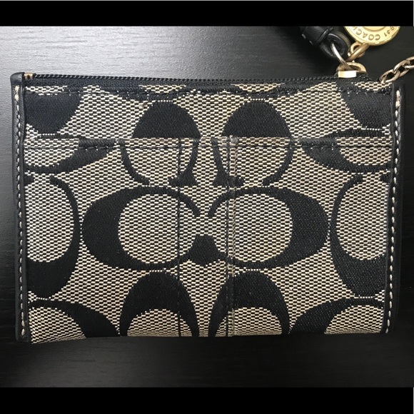 Coach keychain wallet. Great condition! - Picture 4 of 7